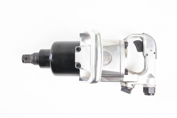 Гайковерт пневматический ударный 1