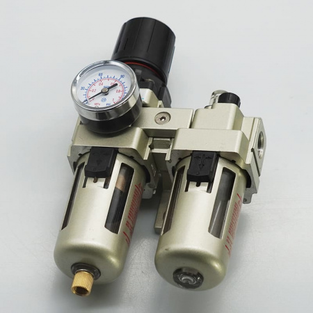 Фильтр-влагоотделитель Pegas AC3010-02 двойной с регулятором 1/4", 4703