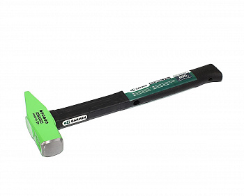 Молоток Garwin MONOLITH, обрезиненная рукоятка, 800 г, 711200-800