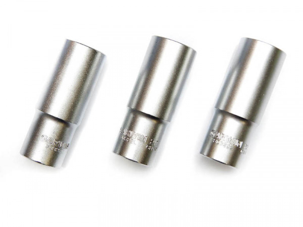 S0112L Головка торцевая глубокая 6гр. 1/4